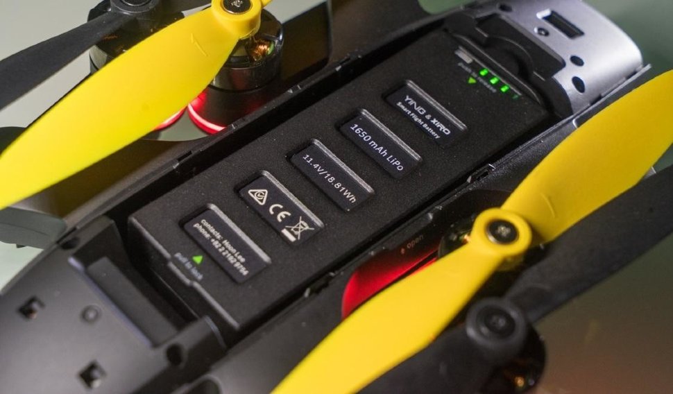 Радиоуправляемый квадрокоптер XIRO Xplorer Mini + аккумулятора + чехол, черный - XIRO-Mini-D